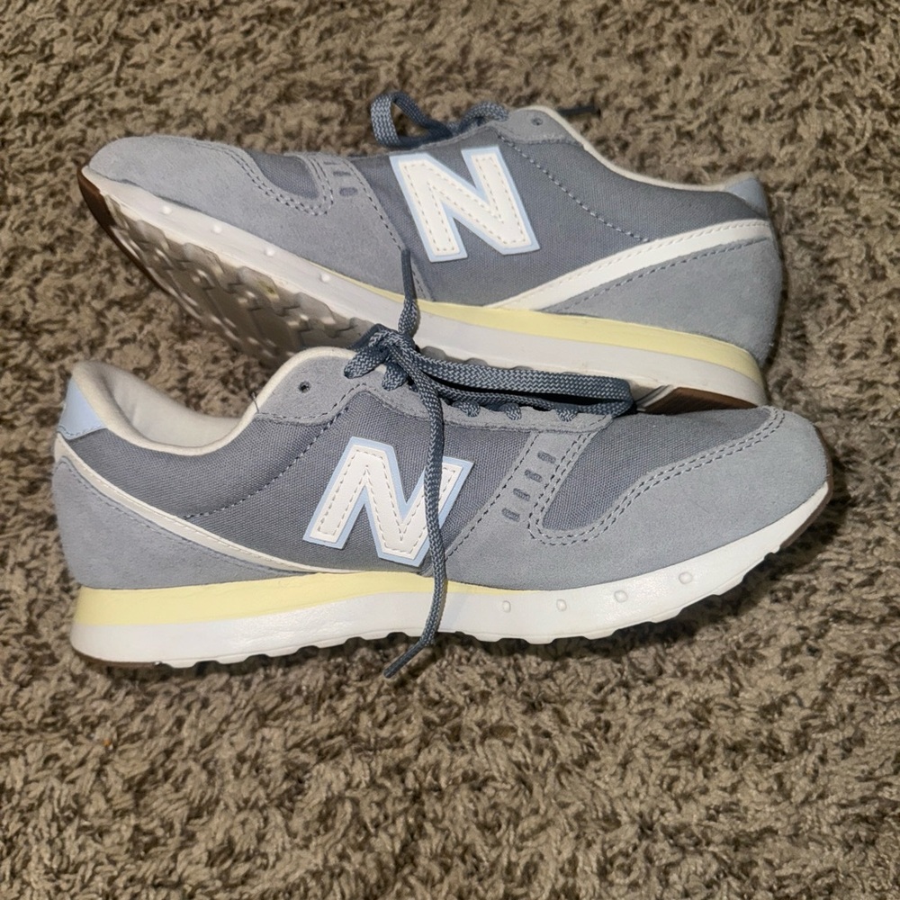 New Balance Women’s 311 V2 WL311TA2 Blue Casual Sneaker Size US 7